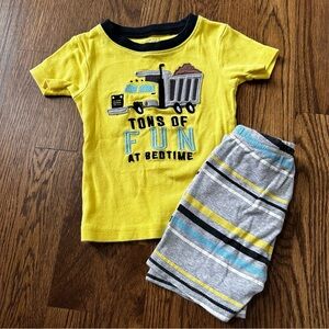 Carter's yellow and grey construction pajamas, size 18M